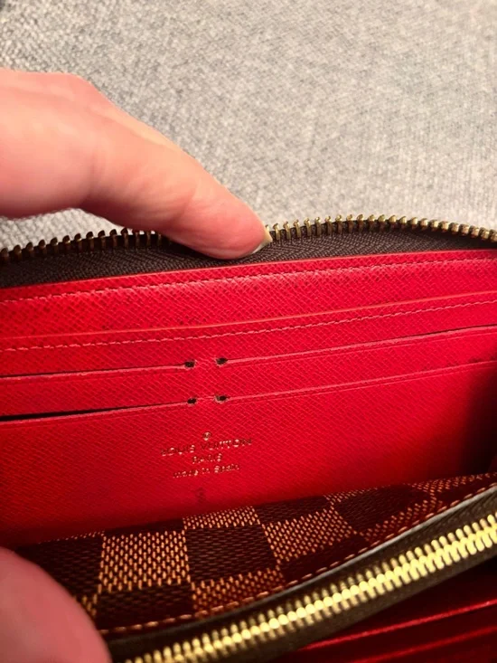 Louis Vuitton Red & Brown Damier Zip Card Wallet - Picture 9 of 12